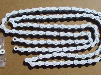 KMC Bicycle Chain 1/2 x 1/8 white